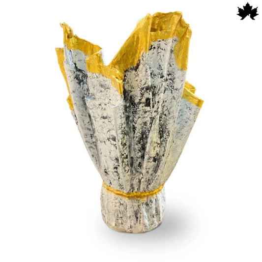 Ivory Blaze – Sculpted Resin Planter with Gold Accents | Fankaarlok